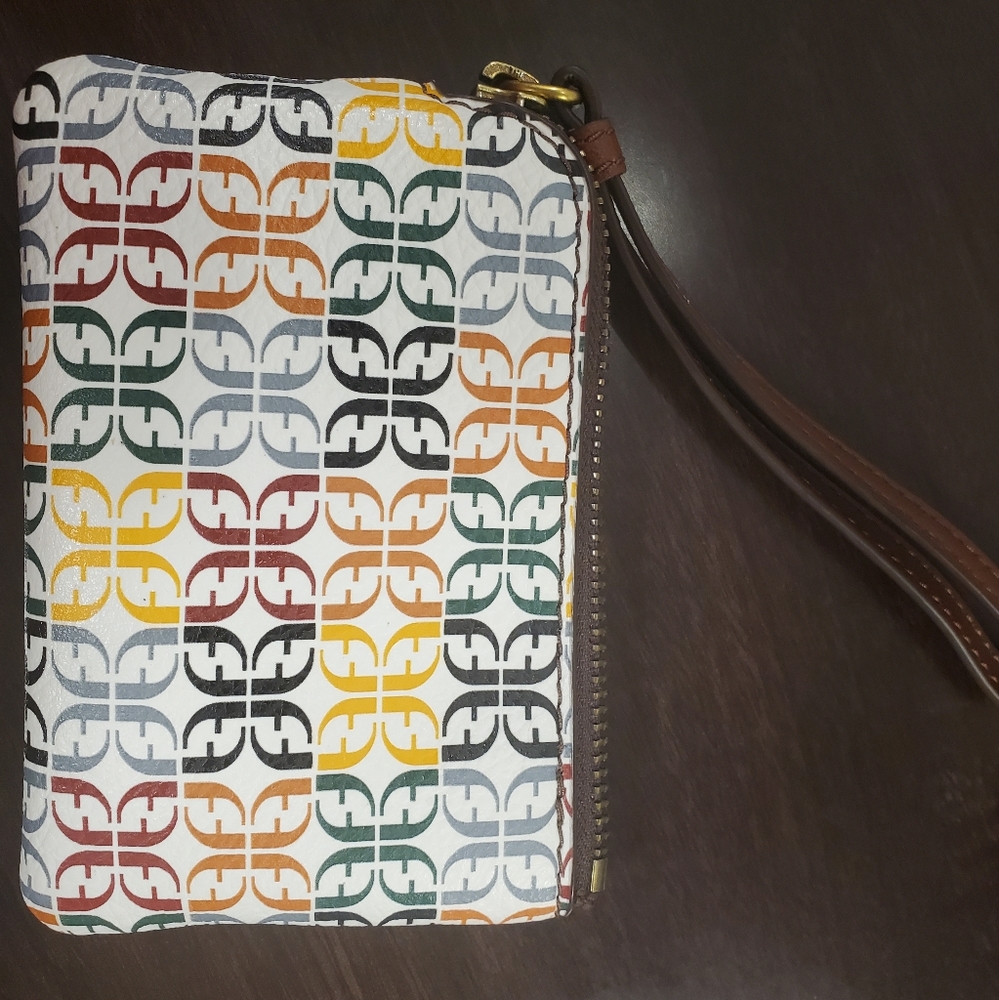 NWT Fossil Sofia Wristlet